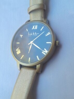 Working Nicole Miller New York Gold-Tone Watch with Champagne Strap